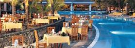 Mauritius a hotel Beachcomber Le Mauricia s terasou