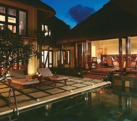 Mauritijský hotel Constance Belle Mare Plage s terasou
