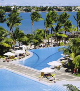 Mauritius a hotel Beachcomber Le Mauricia s bazénem