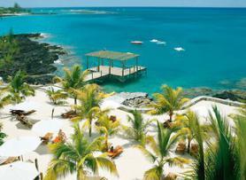 Mauritijský hotel Hibiscus Beach Resort a moře