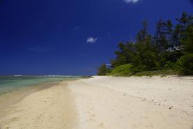 Ostrov Mauritius s pláží Bel Ombre